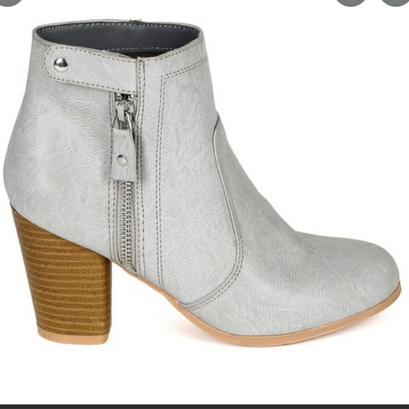 Qupid | Shoes | Qupid Sake Ash Grey Zip 